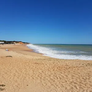 https://holiday-apartment-200m-to-the-beach.hotelaalgarve.com