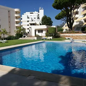 https://casa-dina-pedro-vilamoura.hotelaalgarve.com